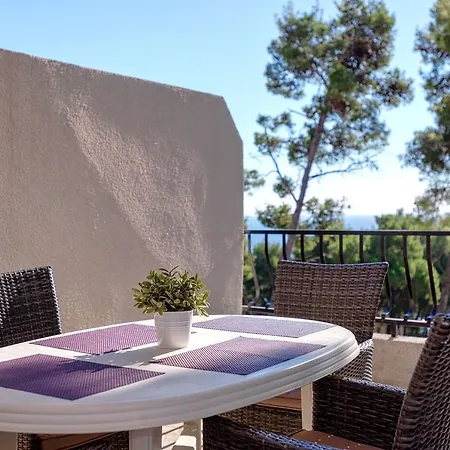 Apartments Zora Ivan Dolac Exterior photo