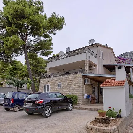 Apartments Zora Ivan Dolac Exterior photo
